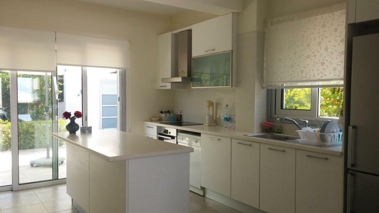 Family Home Protaras Luaran gambar